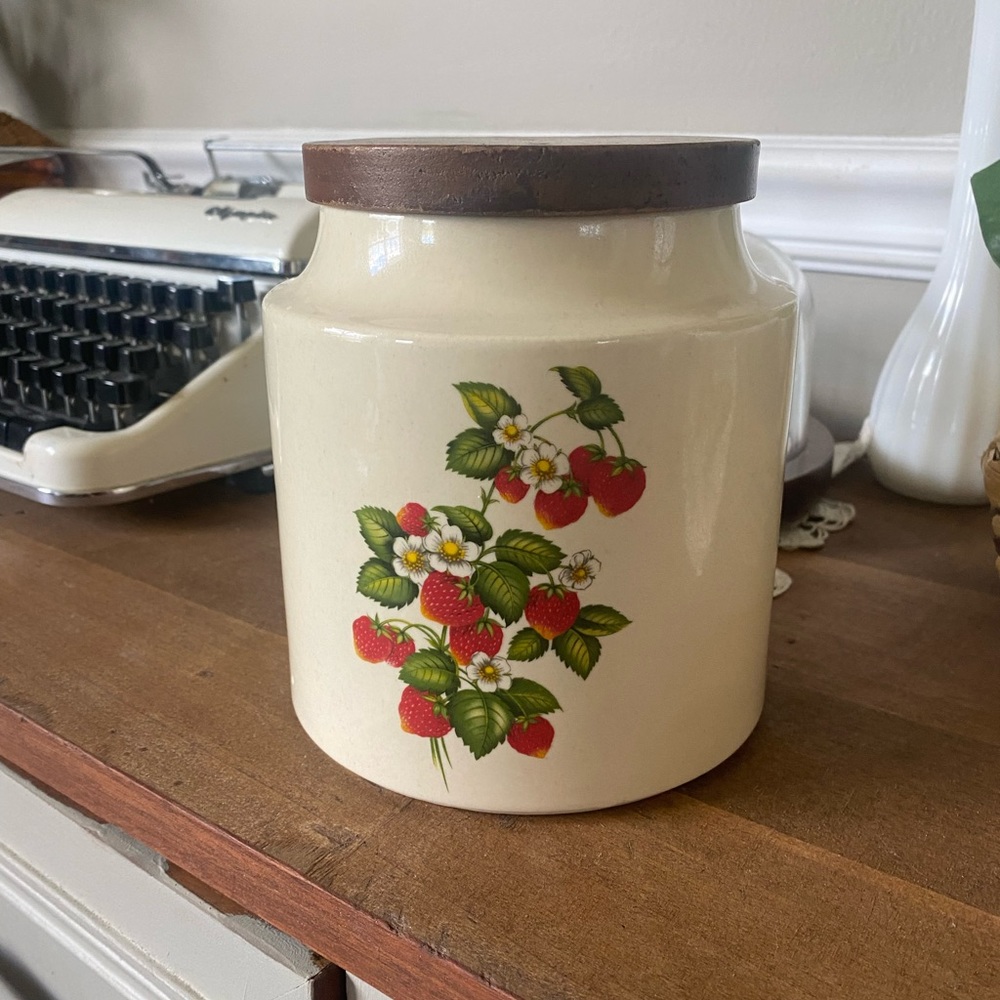 Vintage Hyalyn Pottery Kitchen Canister With Strawberries 924 Series